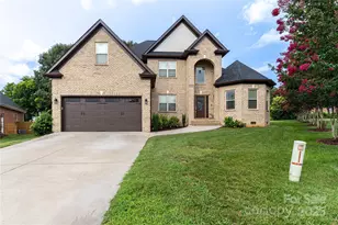 1358 37th Avenue Place NE, Hickory, NC 28601 - Photo 1