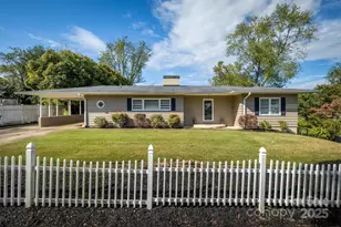 717 Circle Dr NE, Lenoir, NC 28645 - Photo 1