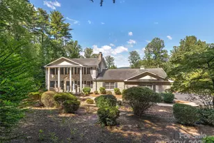 403 Estate Dr, Hendersonville, NC 28739 - Photo 1