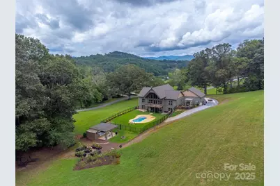 1180 Porter Creek Drive, Franklin, NC 28734 - Photo 1