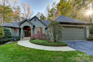 60 S Kuykendall Ct, Hendersonville, NC 28739 - Photo 1