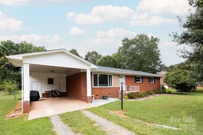 2274 Country Club Road, Lincolnton, NC 28092 - Photo 1