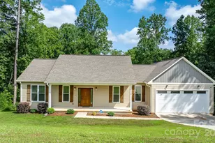 1210 Kensington Cir, Newton, NC 28658 - Photo 1