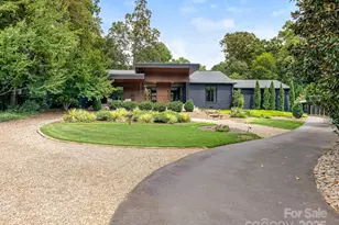 3637 Pelham Ln, Charlotte, NC 28211 - Photo 1