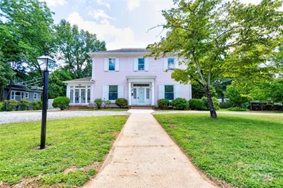 615 W Warren Street, Shelby, NC 28150 - Photo 1