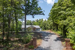 107 Grandview Dr, Rutherfordton, NC 28139 - Photo 1