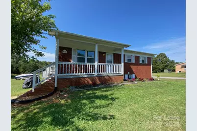 800 St James Church Road, Newton, NC 28658 - Photo 1