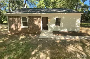 5312 Great Wagon Rd, Charlotte, NC 28215 - Photo 1