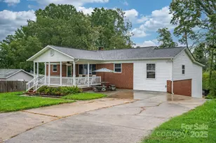 108 Logan St, Morganton, NC 28655 - Photo 1