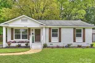 1426 Larkfield Ln, Charlotte, NC 28210 - Photo 1