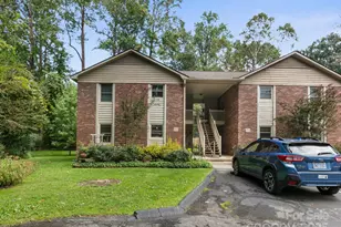 1329 4th Ave W, Hendersonville, NC 28739 - Photo 1