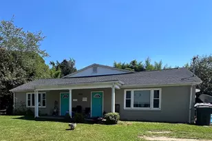 504 E 1st St, Cherryville, NC 28021 - Photo 1