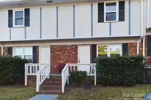 622 Eastview Ct E, Lancaster, SC 29720 - Photo 1