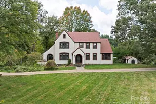 23 Greenleaf Cir, Asheville, NC 28804 - Photo 1