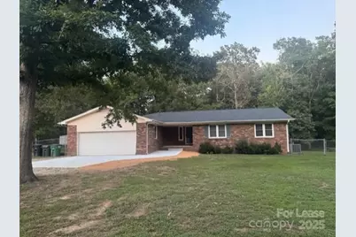3018 Oakdale Drive, Monroe, NC 28110 - Photo 1