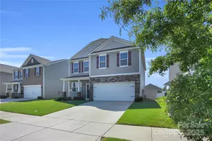 4918 Traynor Rd, Charlotte, NC 28216 - Photo 1