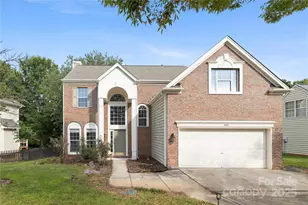 200 Aylesbury Ln, Indian Trail, NC 28079 - Photo 1