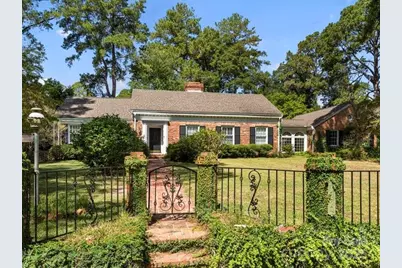 122 Lakeway Drive, Cheraw, SC 29520 - Photo 1