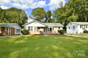 4109 Leeds Dr, Charlotte, NC 28205 - Photo 1