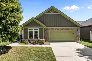 537 Summerfield Pl, Flat Rock, NC 28731 - Photo 1