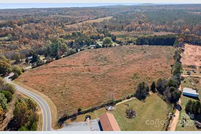 2405 Jb Road #1, Claremont, NC 28610 - Photo 1