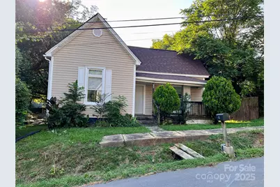 425 S Columbia Street, Gastonia, NC 28054 - Photo 1