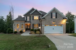 7619 Monty Dr, Kernersville, NC 27284 - Photo 1