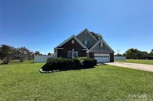 114 Wedgefield Dr, Salisbury, NC 28147 - Photo 1