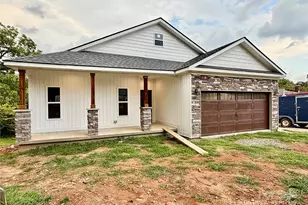 385 Arlington St, Forest City, NC 28043 - Photo 1