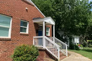 2216 Rozzelles Ferry Rd, Charlotte, NC 28208 - Photo 1