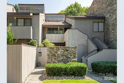 2 Lakemoor Lane, Hendersonville, NC 28739 - Photo 1