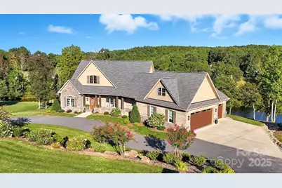 42 Earl Court, Hickory, NC 28601 - Photo 1