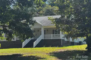 105 Grapevine Cir, Taylorsville, NC 28681 - Photo 1