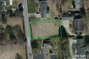 1236 10th St NW, Hickory, NC 28601 - Photo 1