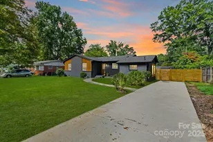 3747 Stonehaven Dr, Charlotte, NC 28215 - Photo 1