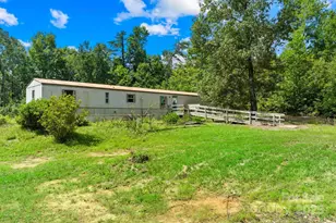 6261 Lor Rd, Morganton, NC 28655 - Photo 1