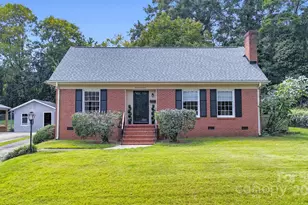 1614 Wensley Dr, Charlotte, NC 28210 - Photo 1