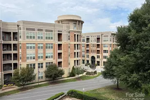 4620 Piedmont Row Dr, Charlotte, NC 28210 - Photo 1