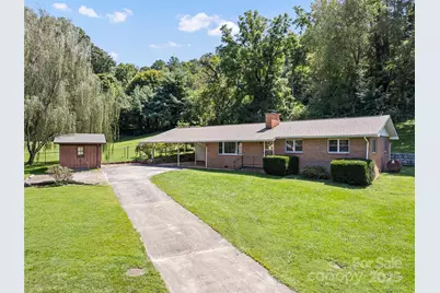 88 Friendship Circle, Waynesville, NC 28786 - Photo 1