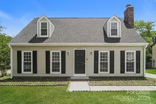 2114 Bally Duff Ln, Charlotte, NC 28262 - Photo 1