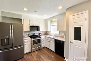 15 Linestowe Dr, Belmont, NC 28012 - Photo 1