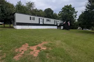 126 Cedarvale Dr, Harmony, NC 28634 - Photo 1