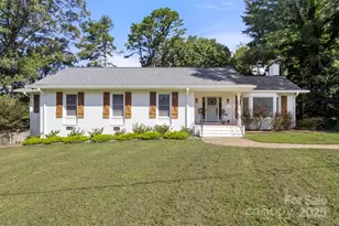 614 Peach St, Shelby, NC 28150 - Photo 1
