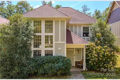 10 Trafalgar Circle, Asheville, NC 28805 - Photo 1