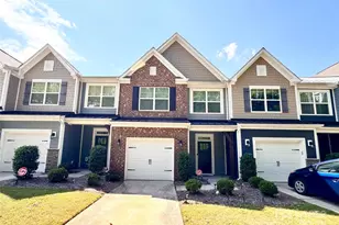 6814 Harris Bay Rd, Charlotte, NC 28269 - Photo 1