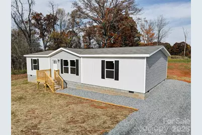 516 Lake Mullis Road, Harmony, NC 28634 - Photo 1