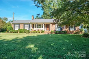 5748 Farmbrook Dr, Charlotte, NC 28210 - Photo 1
