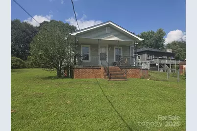 816 Pineburr Avenue SW, Valdese, NC 28690 - Photo 1