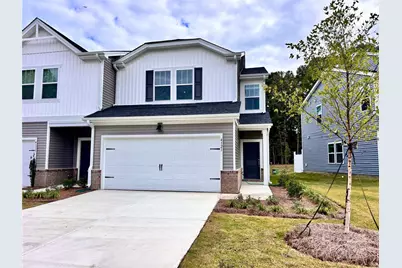 4121 Summit Woods Drive, Charlotte, NC 28216 - Photo 1