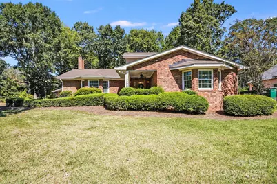 5500 Glen Forest Drive, Charlotte, NC 28226 - Photo 1